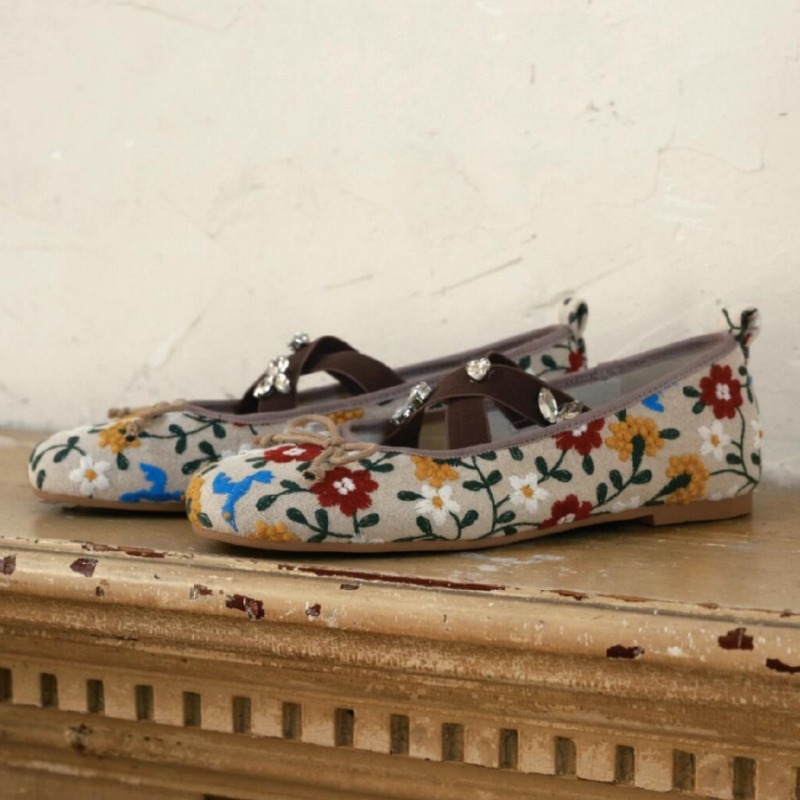 Embroidery Flower Ballet Flats - Women Fashion Brand review and price