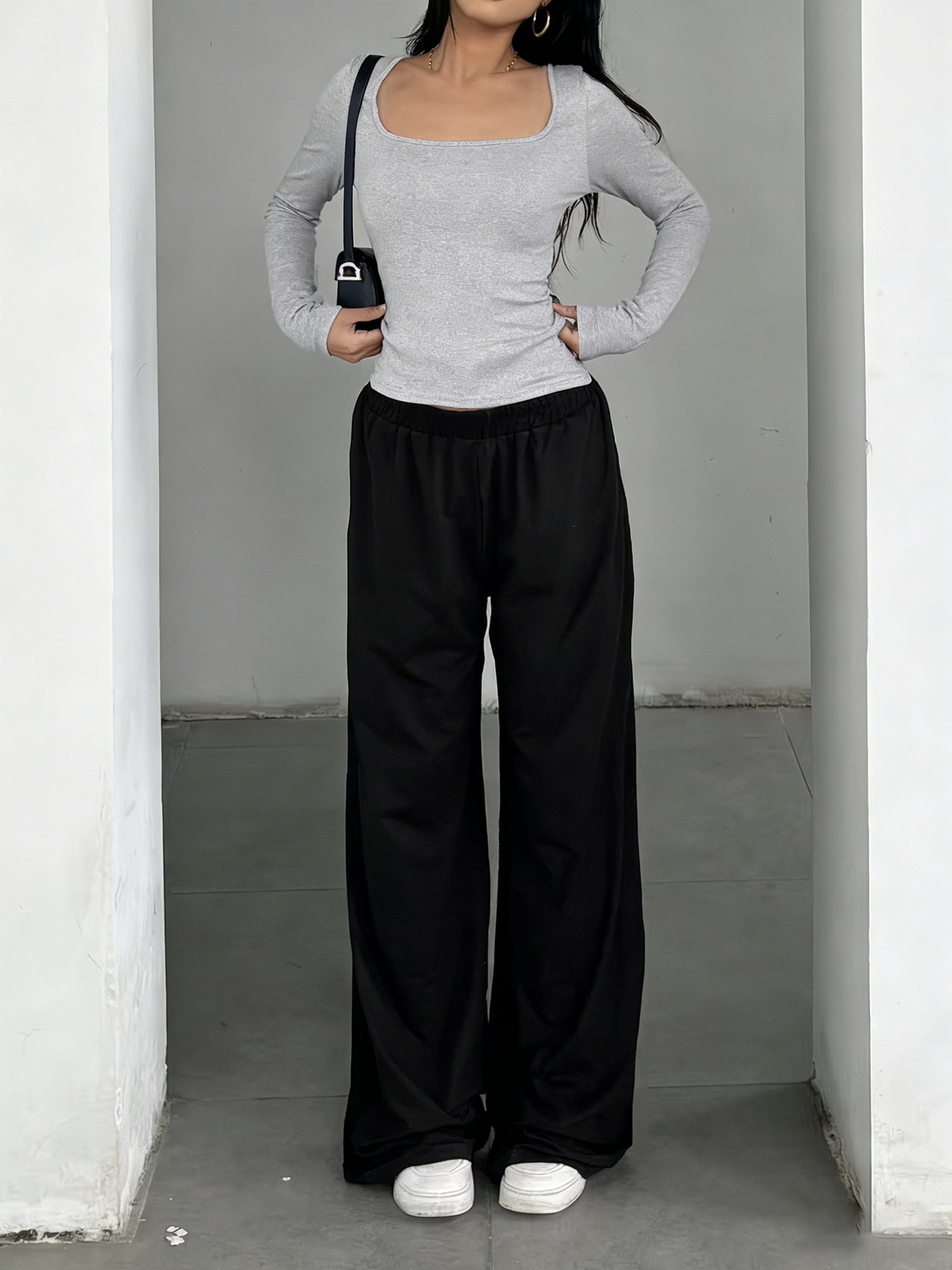 Ladies' fashionable, laid-back - Women'S Fashion Vogue review and price
