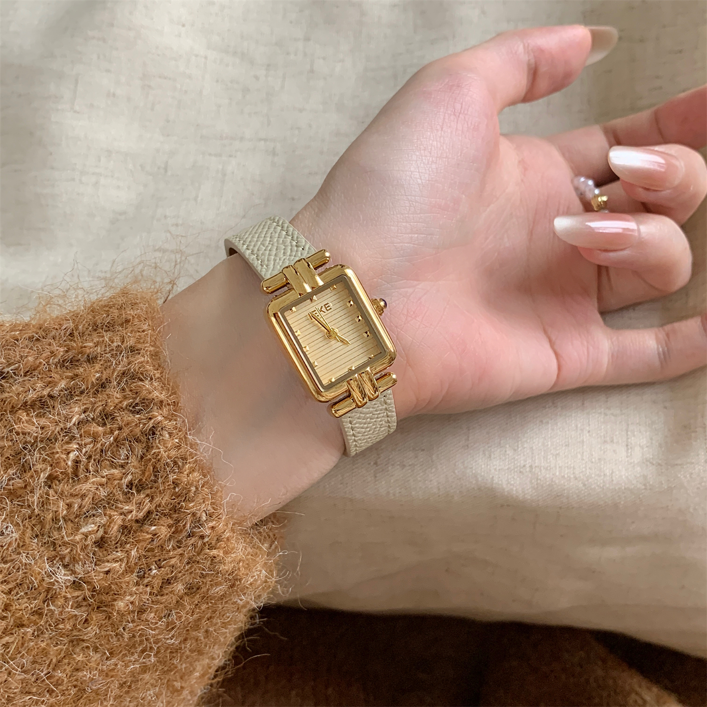 Golden T-shaped diamond watch  - Women'S Fashion Quartz Watch review and price